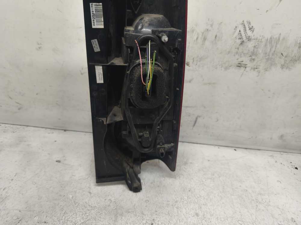 ARRIERE GAUCHE CITROEN BERLINGO / PEUGEOT PARTNER 2012+ 2 PORTES ARRIERE - Vue 2